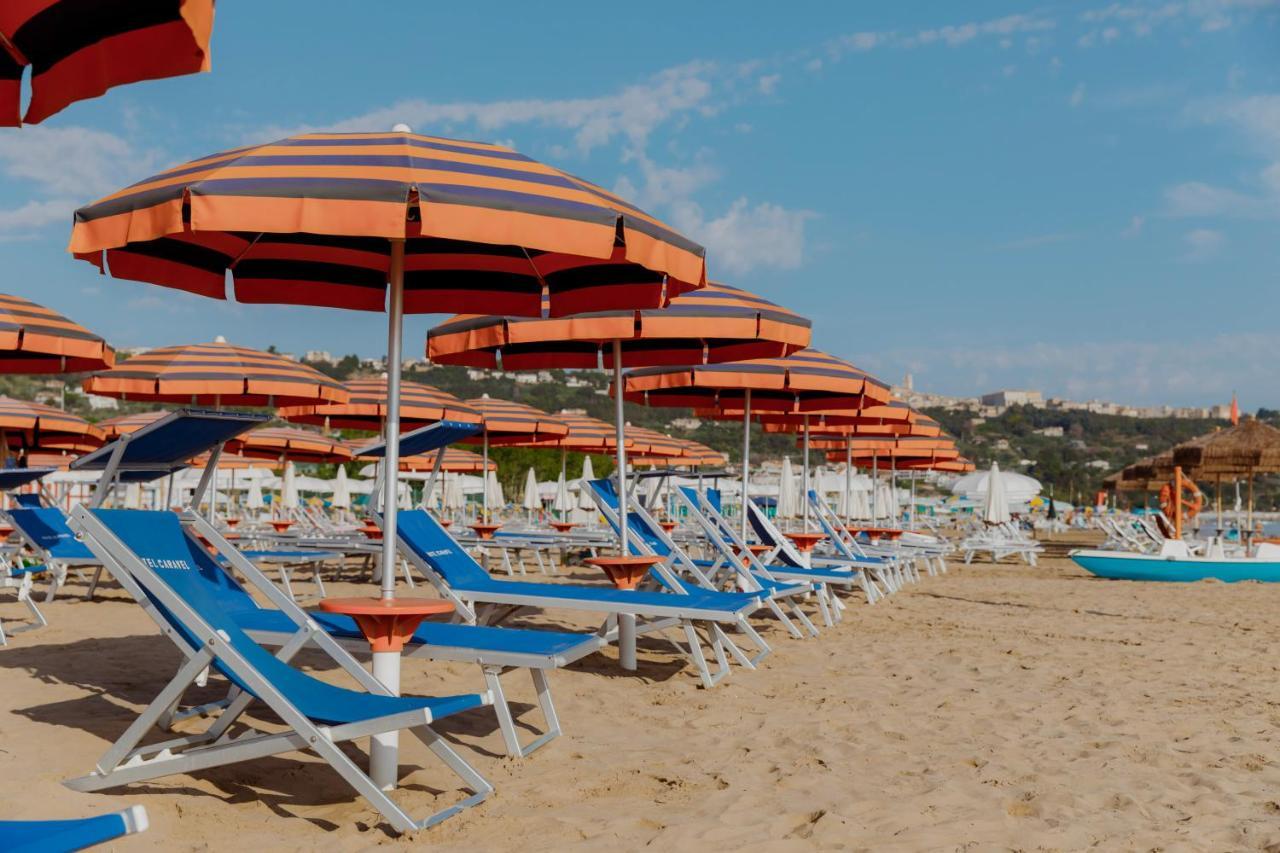 Hotel Caravel Vasto Bagian luar foto