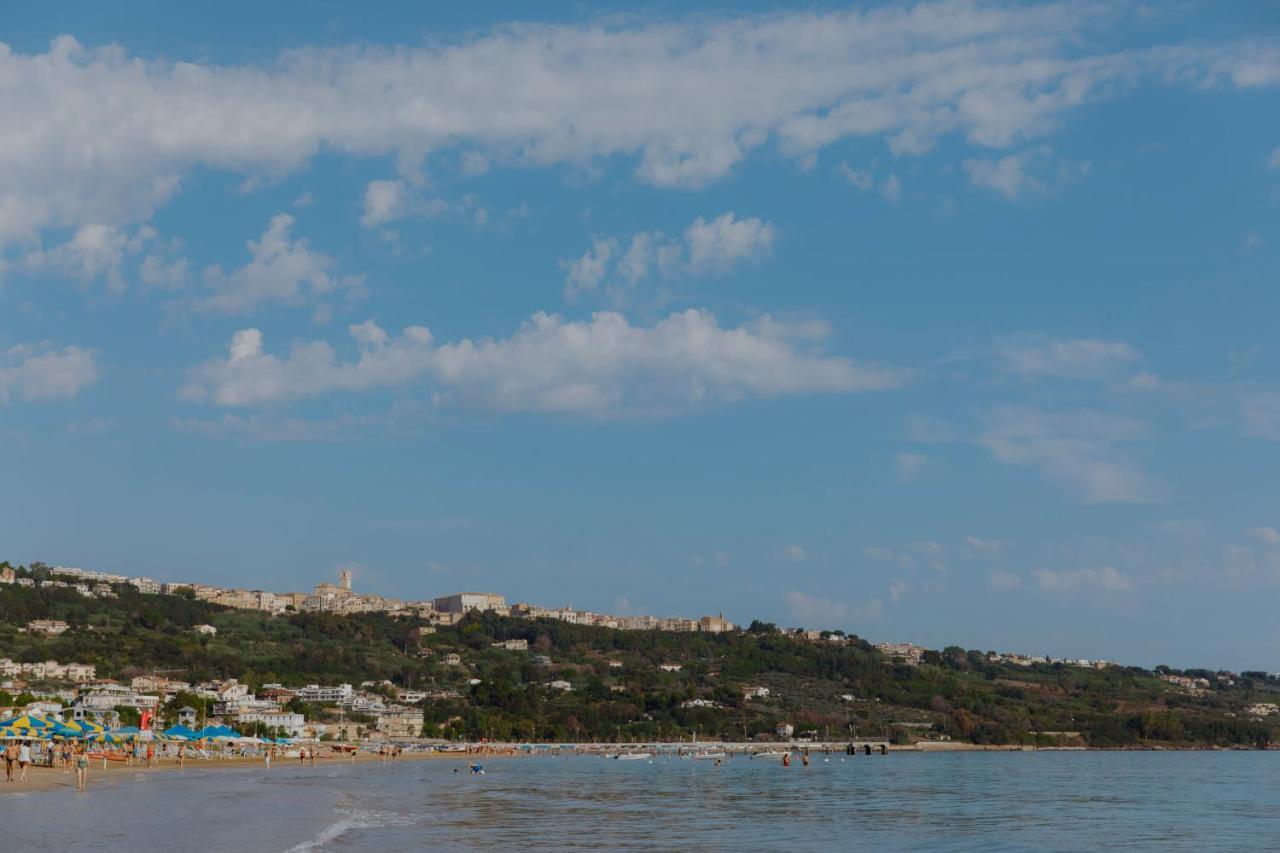 Hotel Caravel Vasto Bagian luar foto